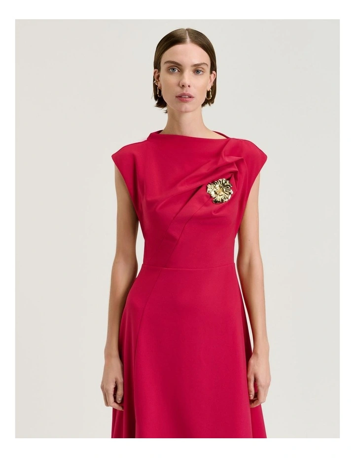 Stretch Crepe Flower Brooch Midi Dress in Pink image 3