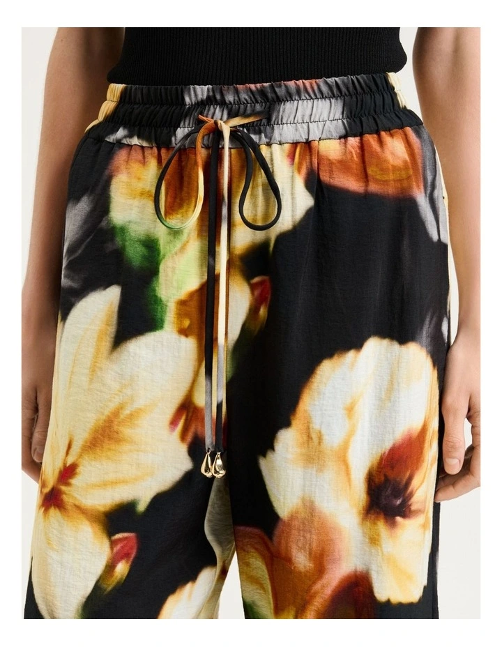 Botanical Floral Wide Leg Pant in Black image 3