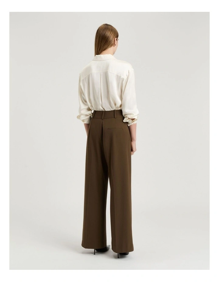 Twill Suiting Wide Leg Pant in Green image 2