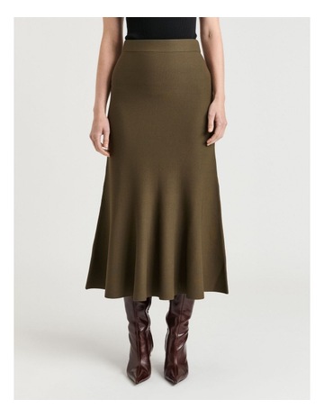 Khaki colour