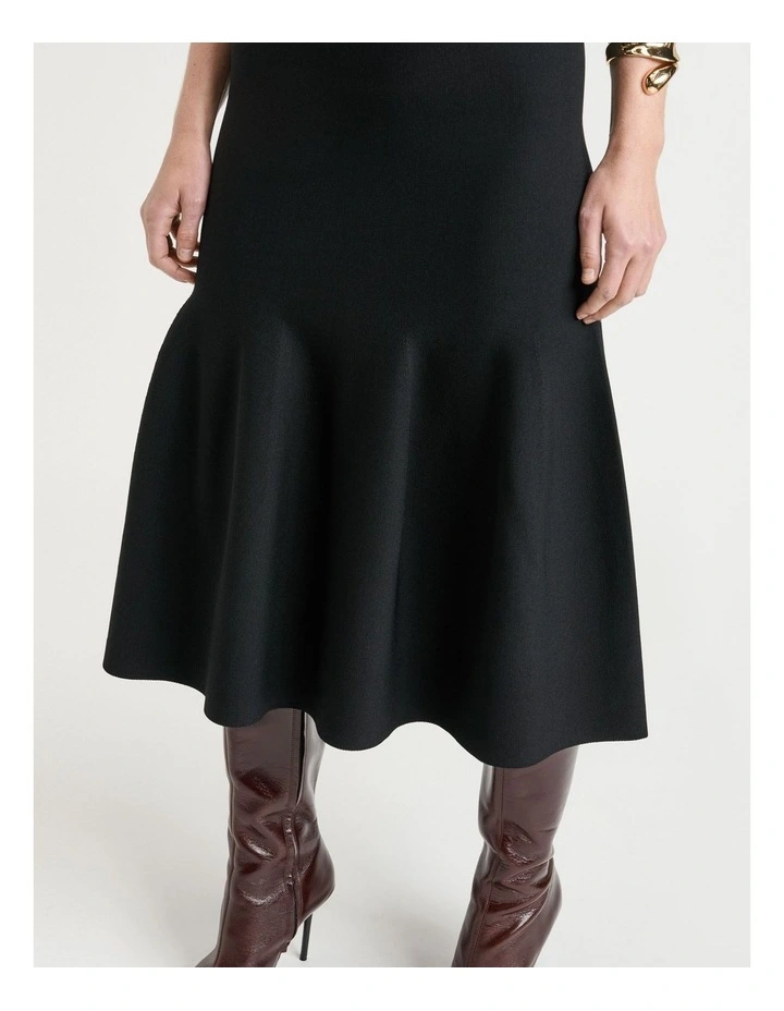 Milano Fluted Midi Dress in Black image 4