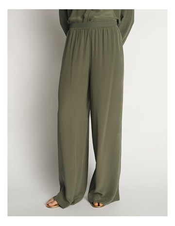 Dark Olive colour