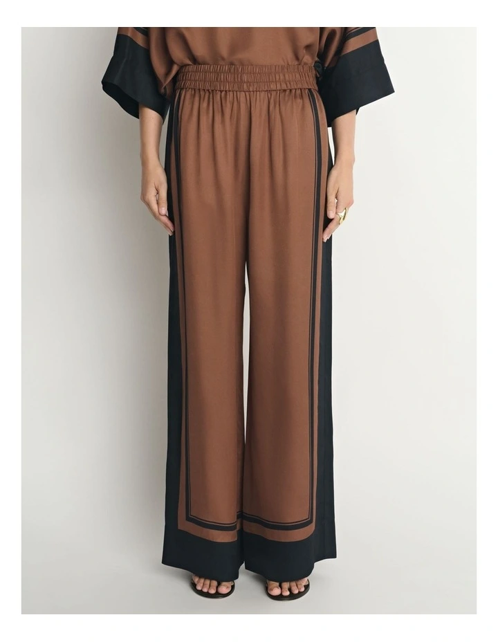Scarf Border Pant image 2