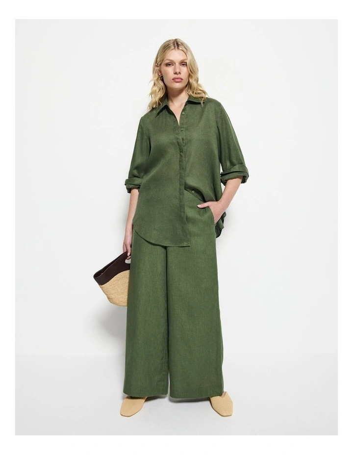 Linen Shirt in Leaf Green image 5
