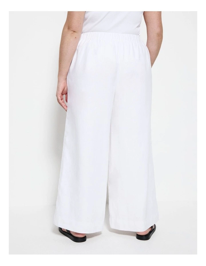 Linen Pant in White image 4