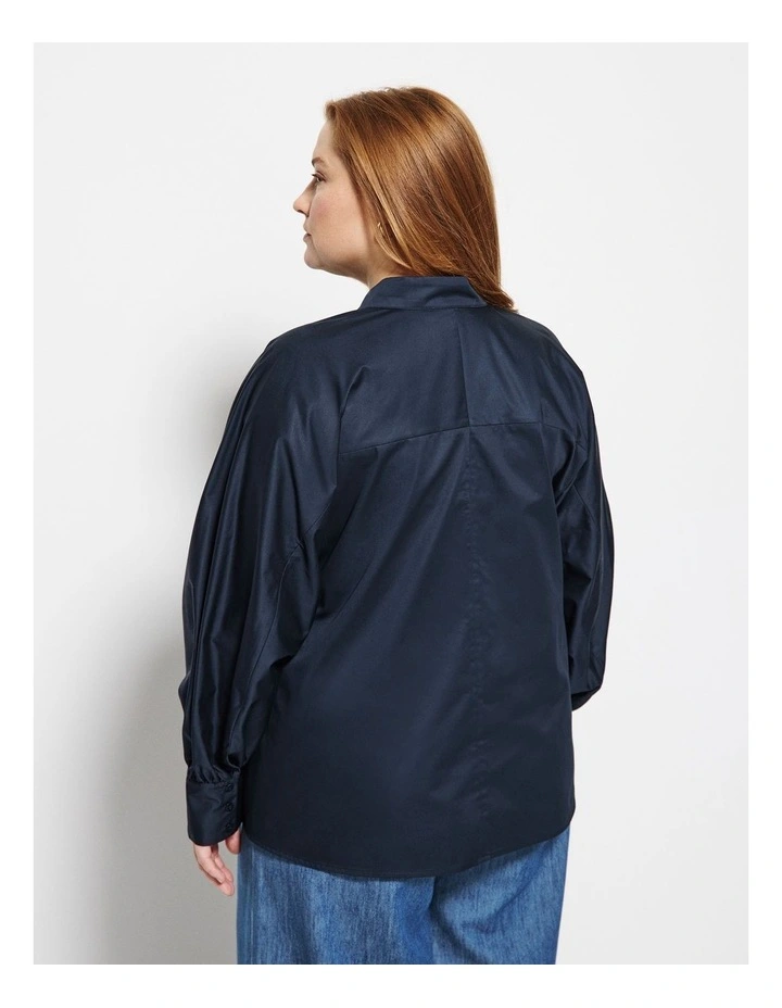 Gina Shirt in Navy image 2