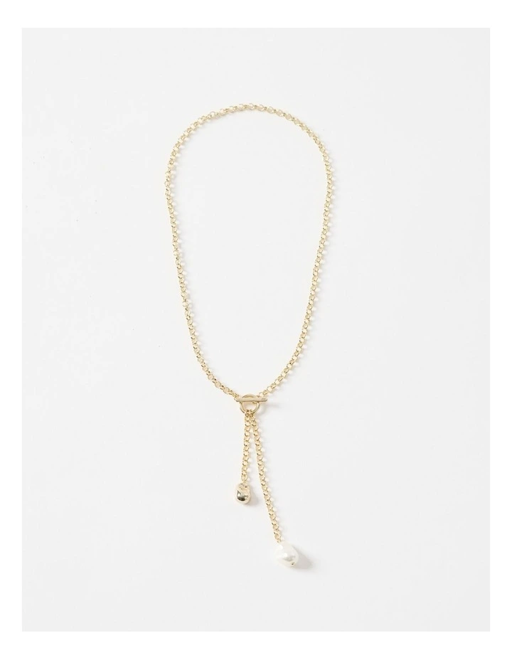Gigi Pearl Necklace in Gold image 1
