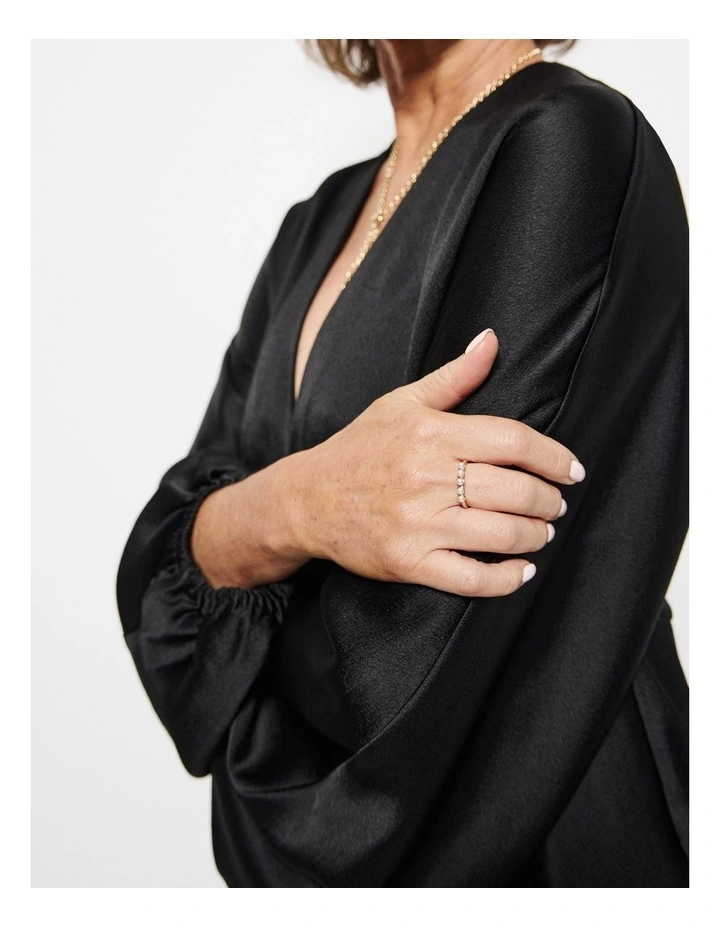 Gigi Pearl Ring in Gold image 2