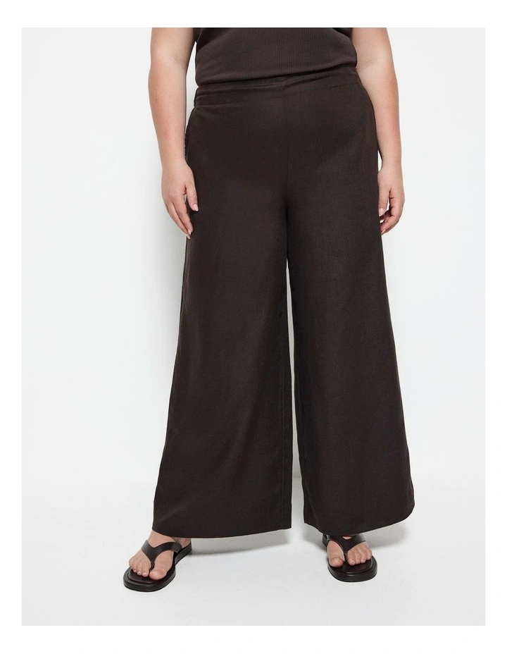 Linen Pant in Bitter Chocolate image 2