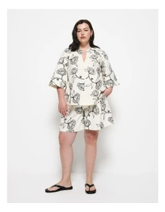 Aurora Short in Almond Floral