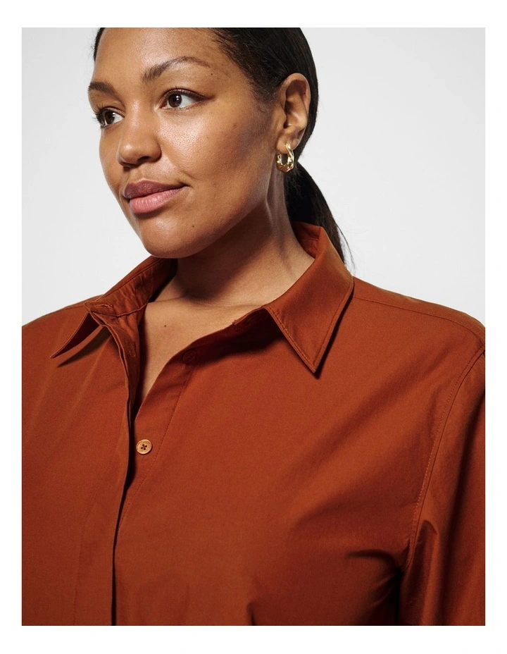 Good Earth Cotton Demi Shirt in Auburn image 2