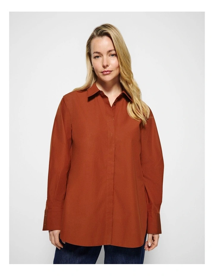 Good Earth Cotton Demi Shirt in Auburn image 5