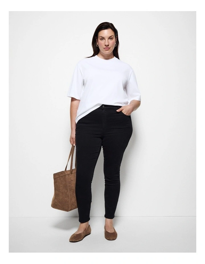 Skinny Leg Jean in Black image 1