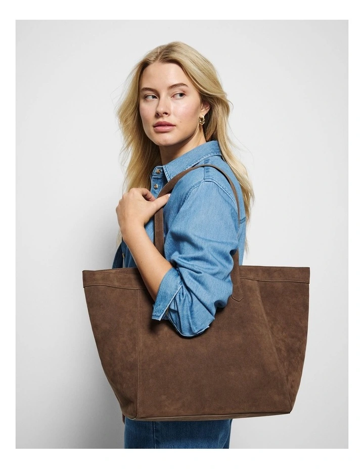 Arden Textured Tote in Mocha image 2