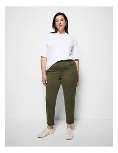 The Soft Stretch Casual Pant in Green