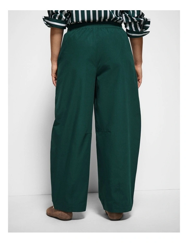 Jemma Pant in Green image 7