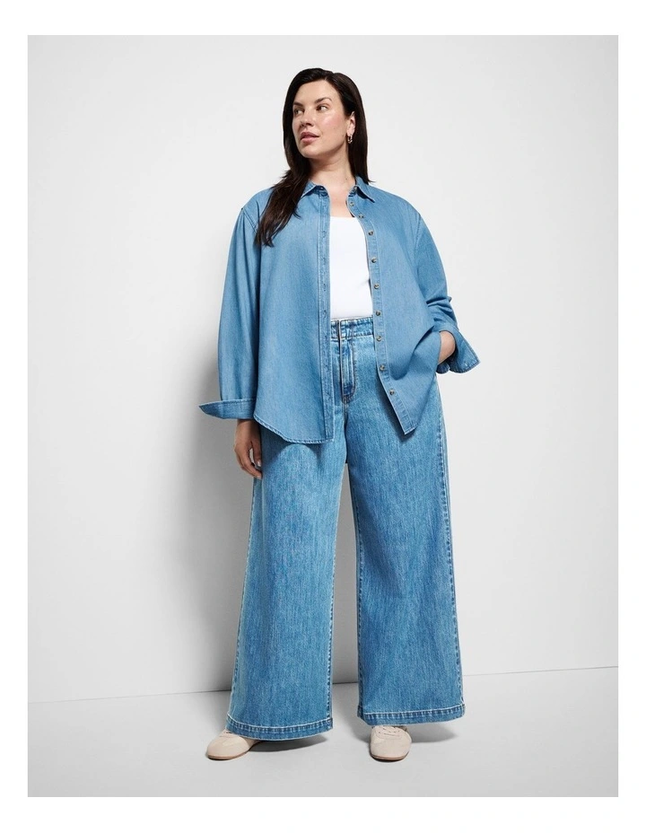 Theresa Shirt in Light Blue Wash image 3