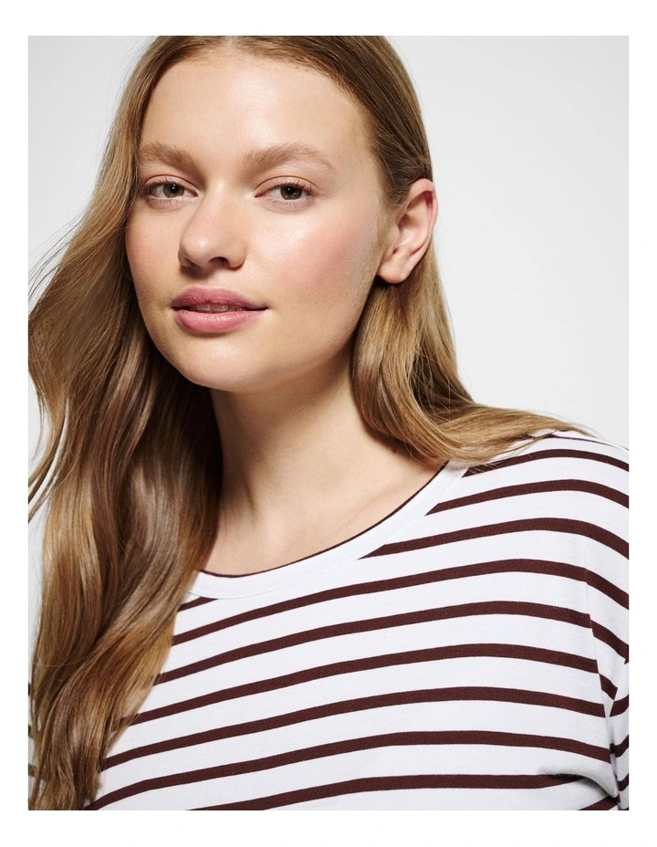 Sarah Long Sleeve Tee in image 5