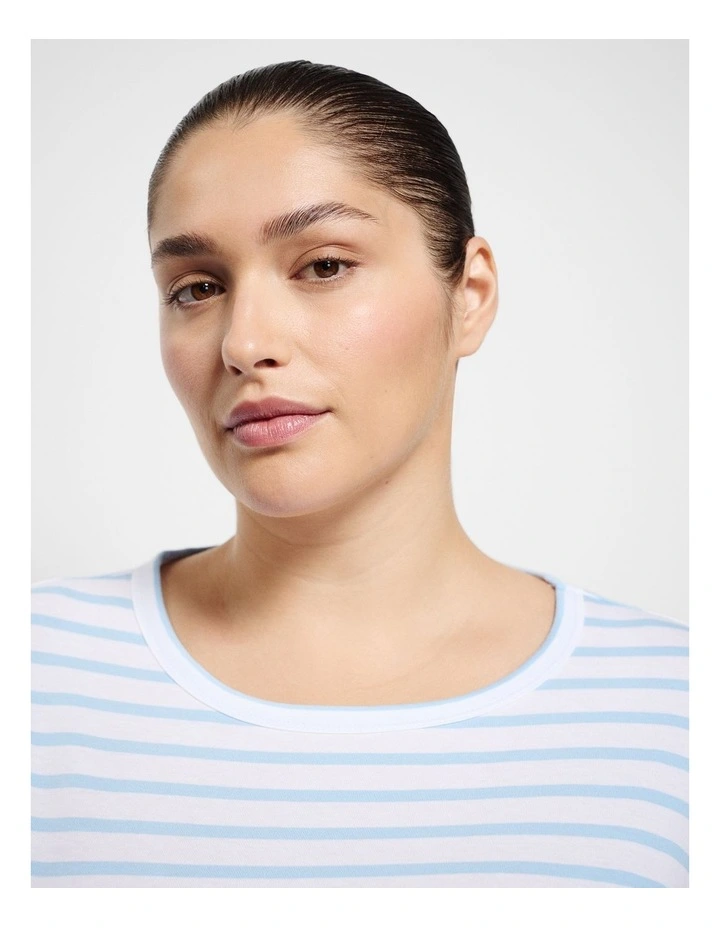 Sarah Long Sleeve Tee in image 2