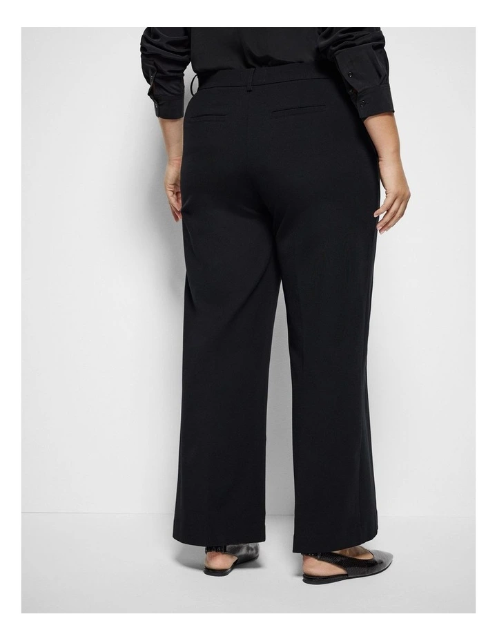 Andrea Pant in New Black image 2