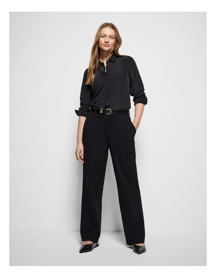 Andrea Pant in New Black image 4