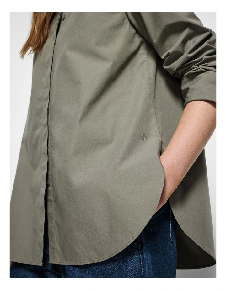 Good Earth Cotton Demi Shirt in Moss image 6