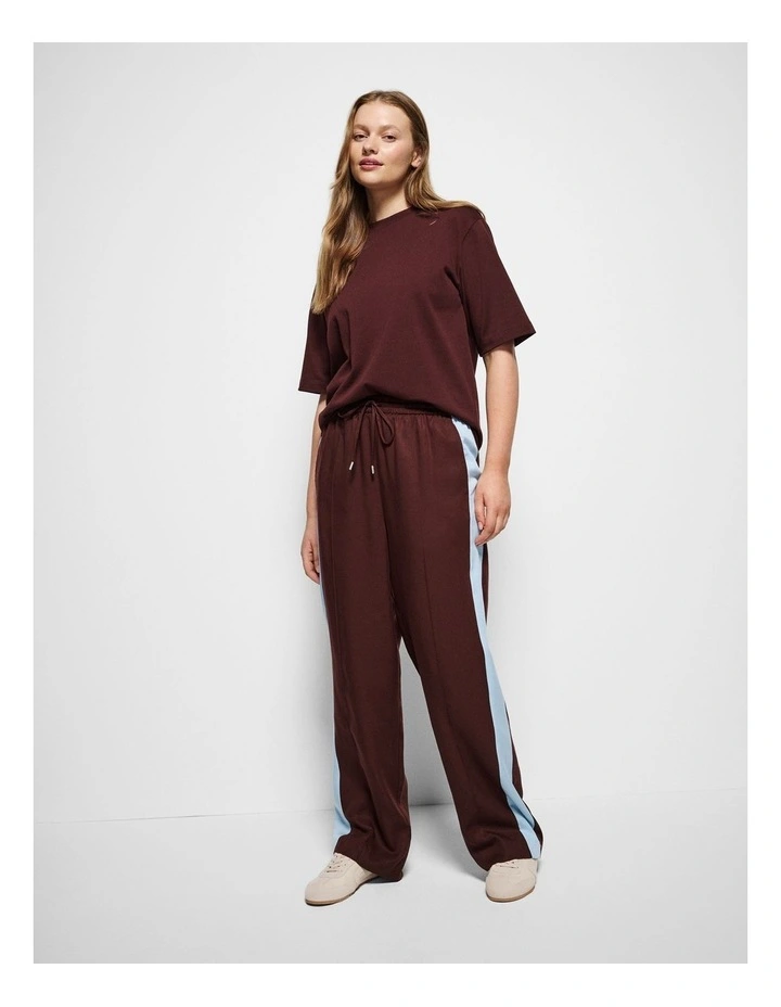 Kelly Pant in Mulberry image 5