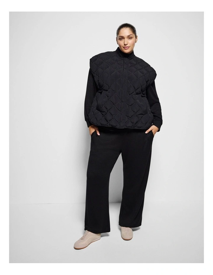 Bridget Gilet in Black image 4