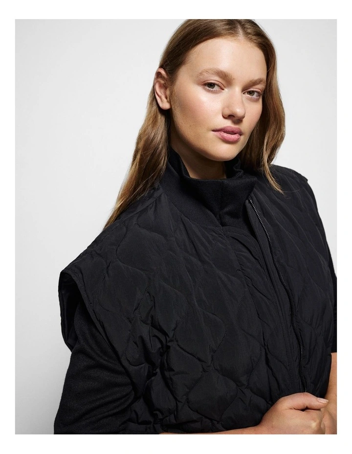 Bridget Gilet in Black image 6