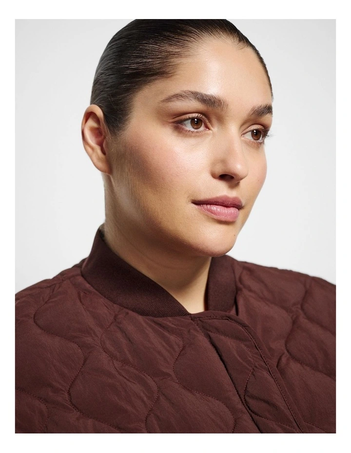 Bridget Gilet in Mulberry image 2