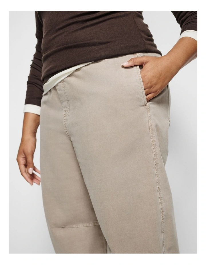 Jennifer Jeans in Almond image 3