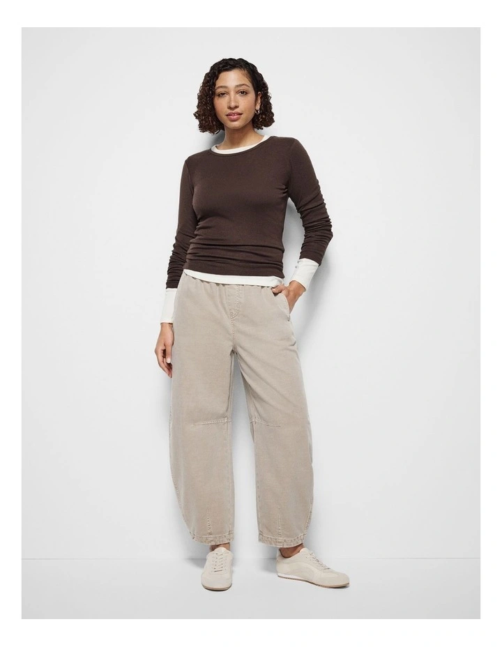 Jennifer Jeans in Almond image 5