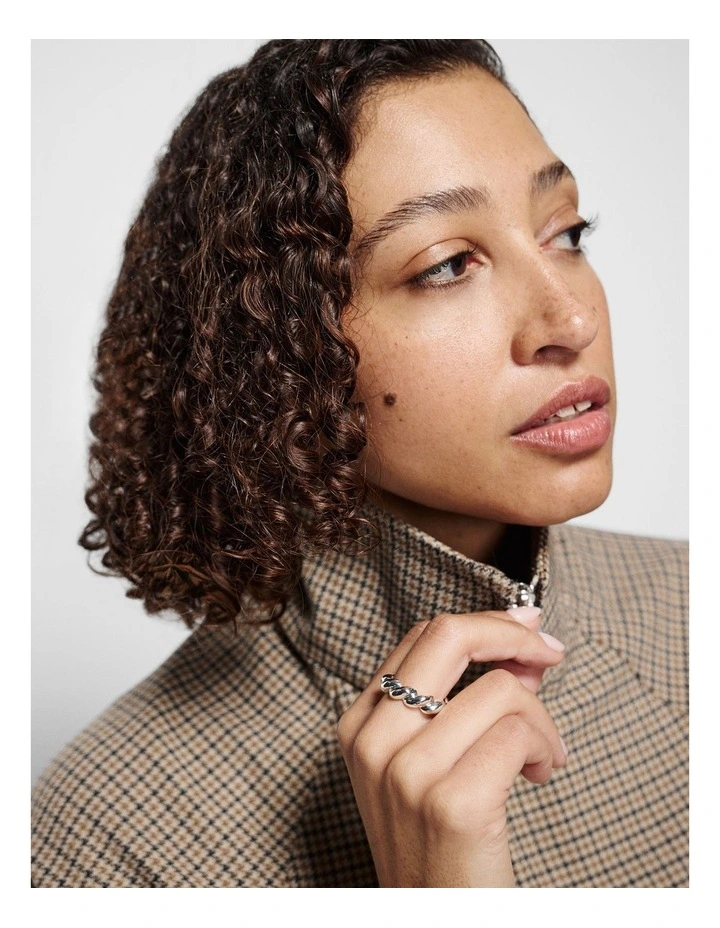 Audrey Twist Ring in Silver image 2