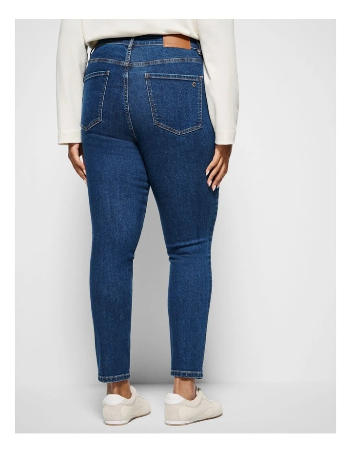 Skinny Leg Jean in Dark Blue Wash image 4