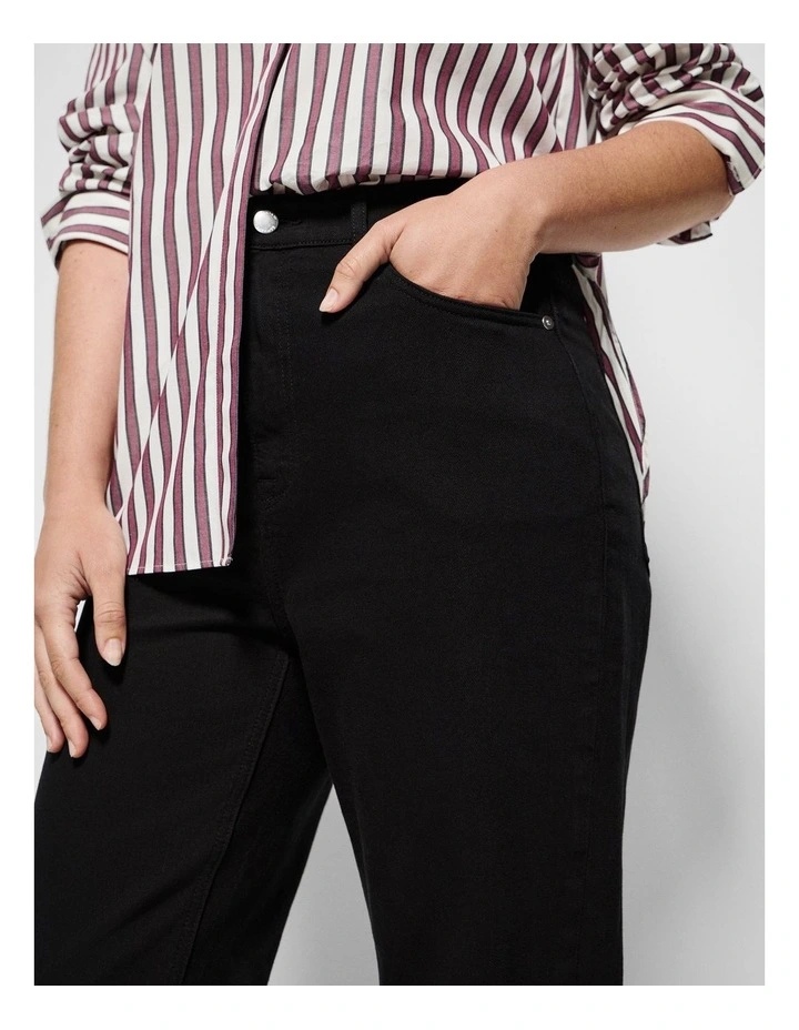 The High Rise Crop Girlfriend Jean in Black image 7
