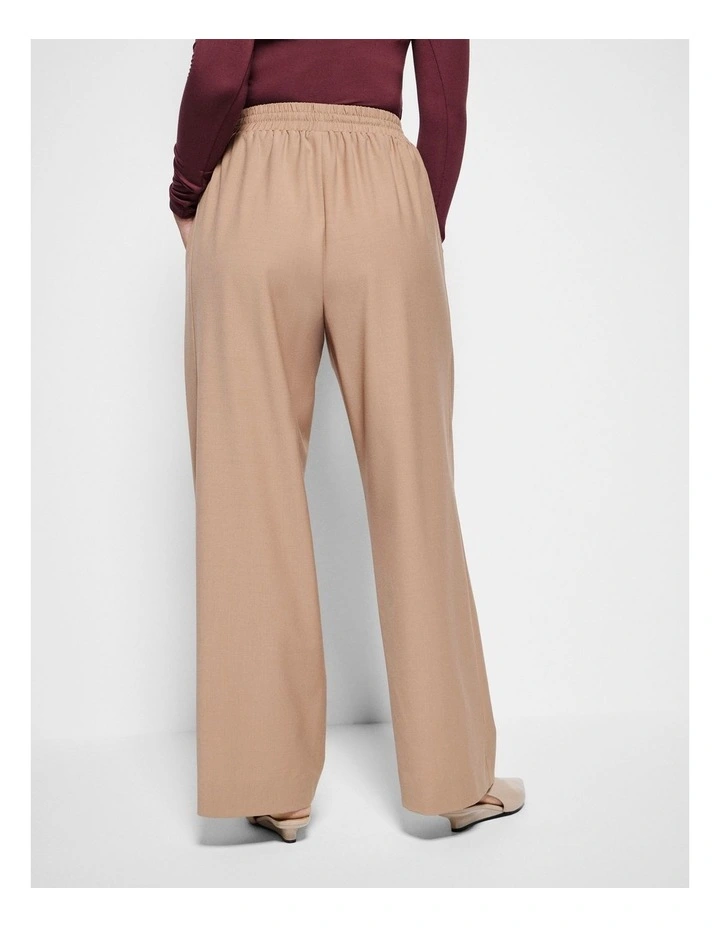 Addison Pant in Macadamia image 7