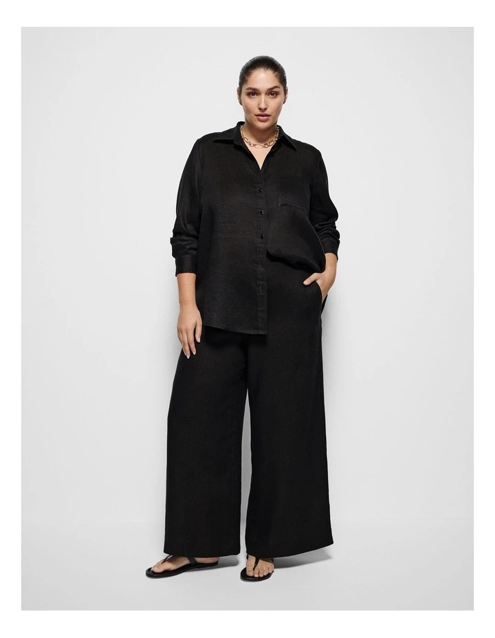 Pocket Linen Shirt in Black image 4