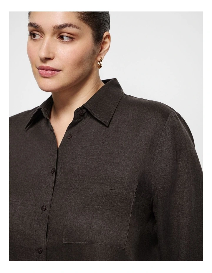 Pocket Linen Shirt in Bitter Chocolate image 2