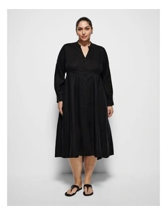 Auralia Dress in Black