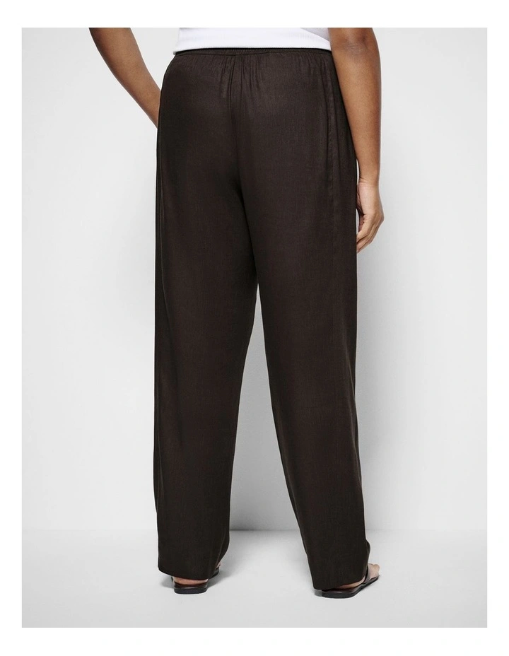 Stephanie Pant in Bitter Chocolate image 4