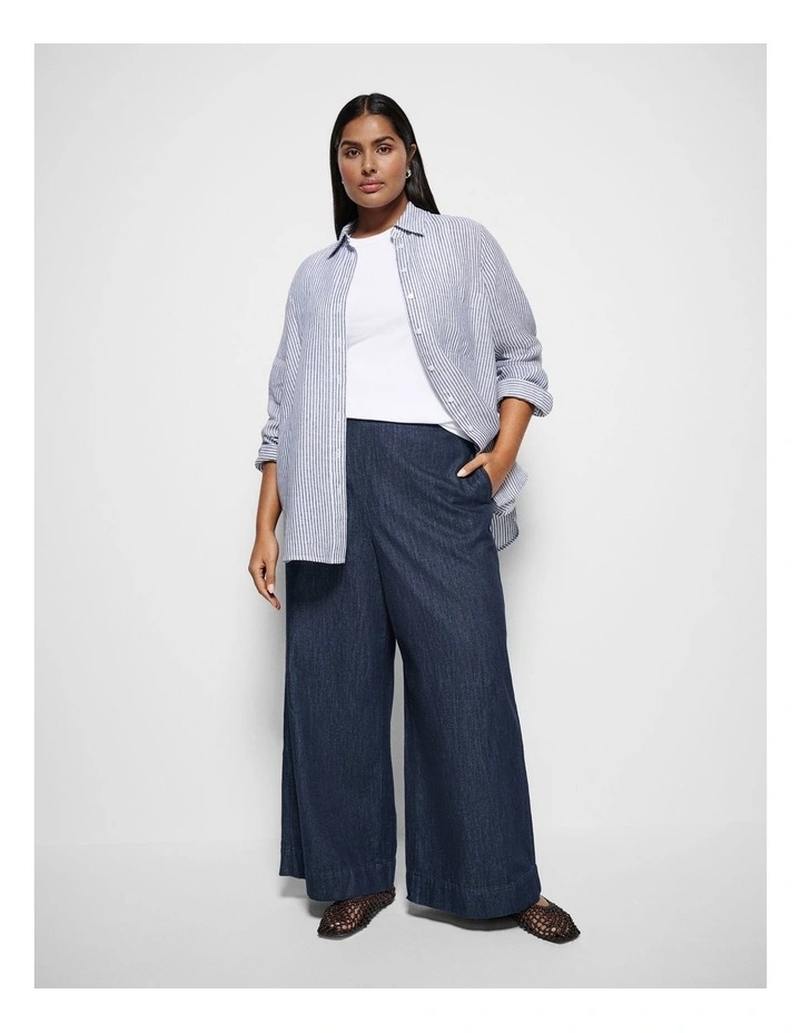 Pocket Linen Shirt in Navy Stripe image 4