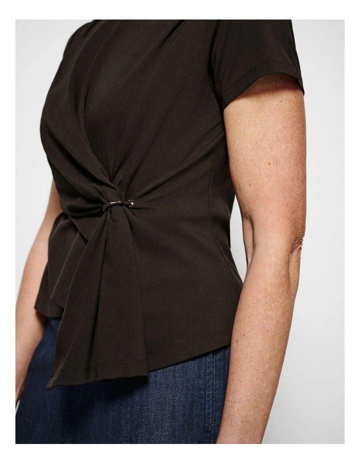 Nova Tee in Bitter Chocolate image 6