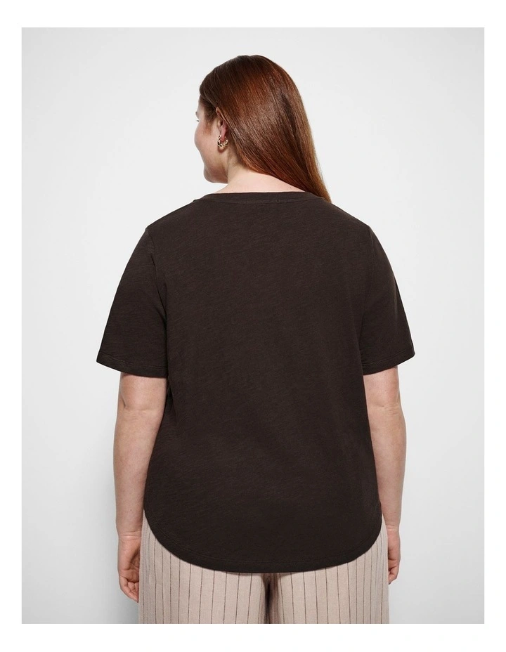 Rue V Neck Tee in Bitter Chocolate image 3