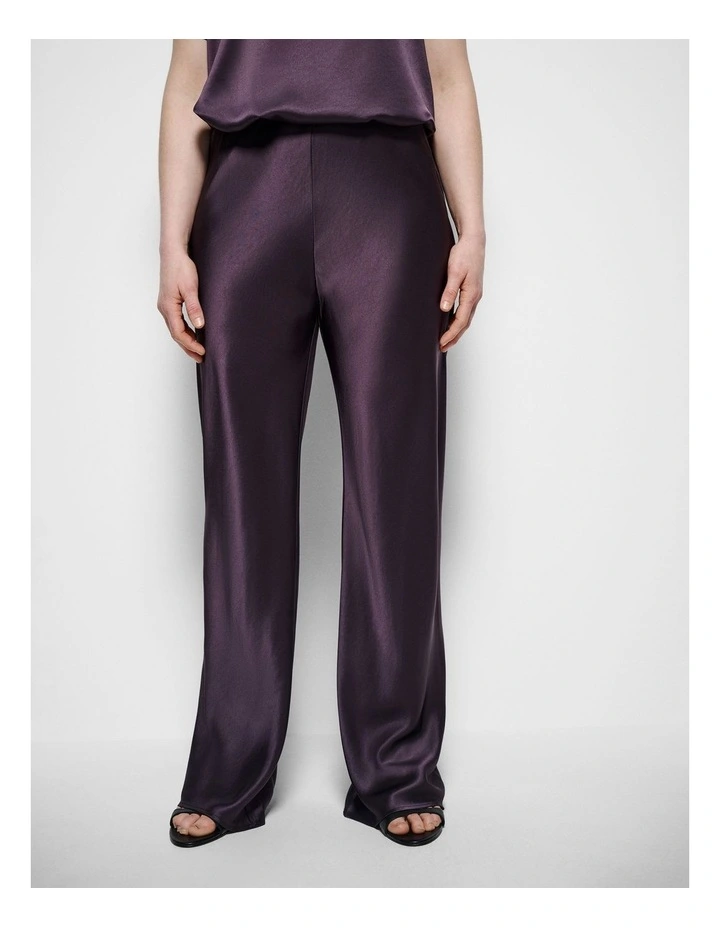 Tilly Pant in Aubergine image 6