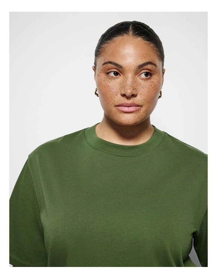 Modern Tee in Leaf Green image 6