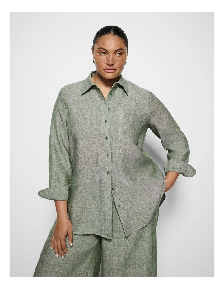 Pocket Linen Shirt in image 5