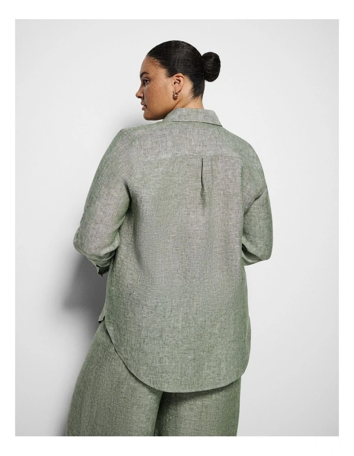 Pocket Linen Shirt in image 7