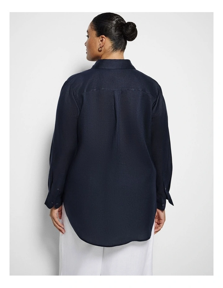 Pocket Linen Shirt in Navy image 7