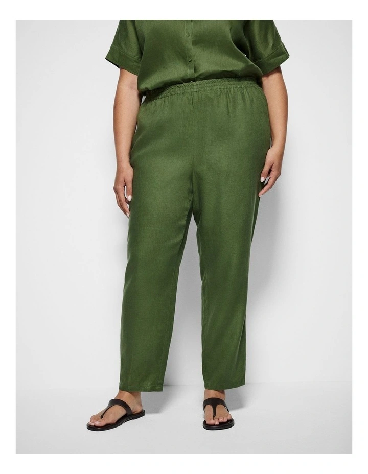 Lola Pant in Leaf Green image 6