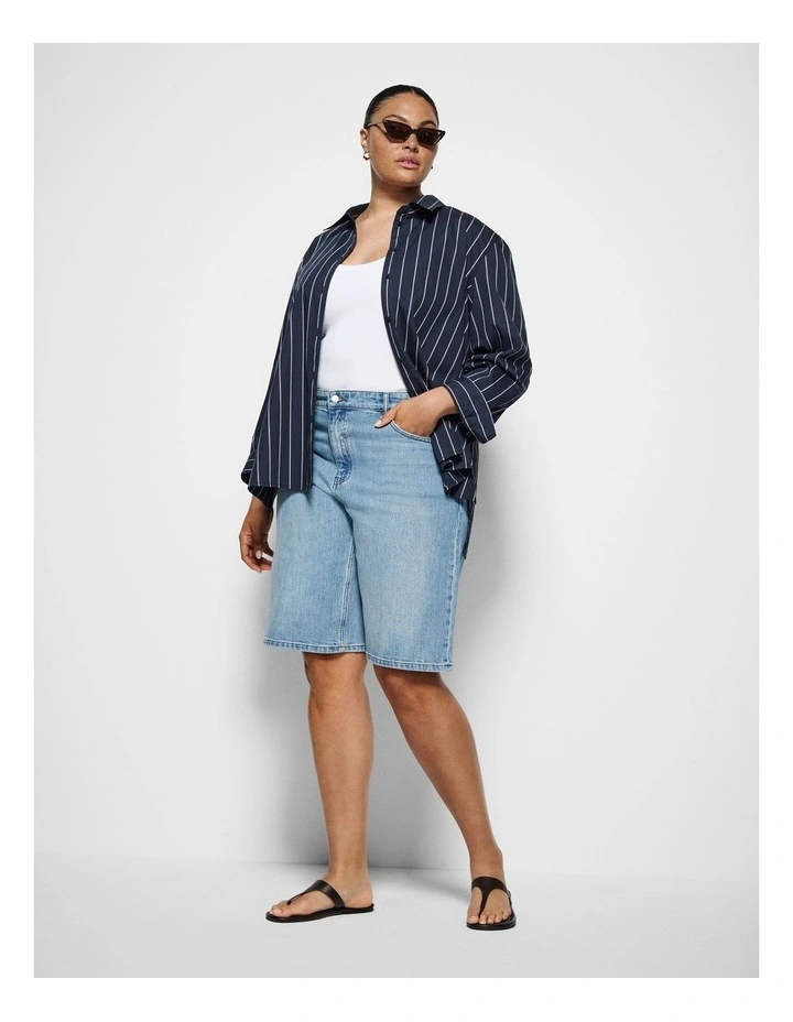 Girlfriend Denim Sho in Light Blue Wash image 1